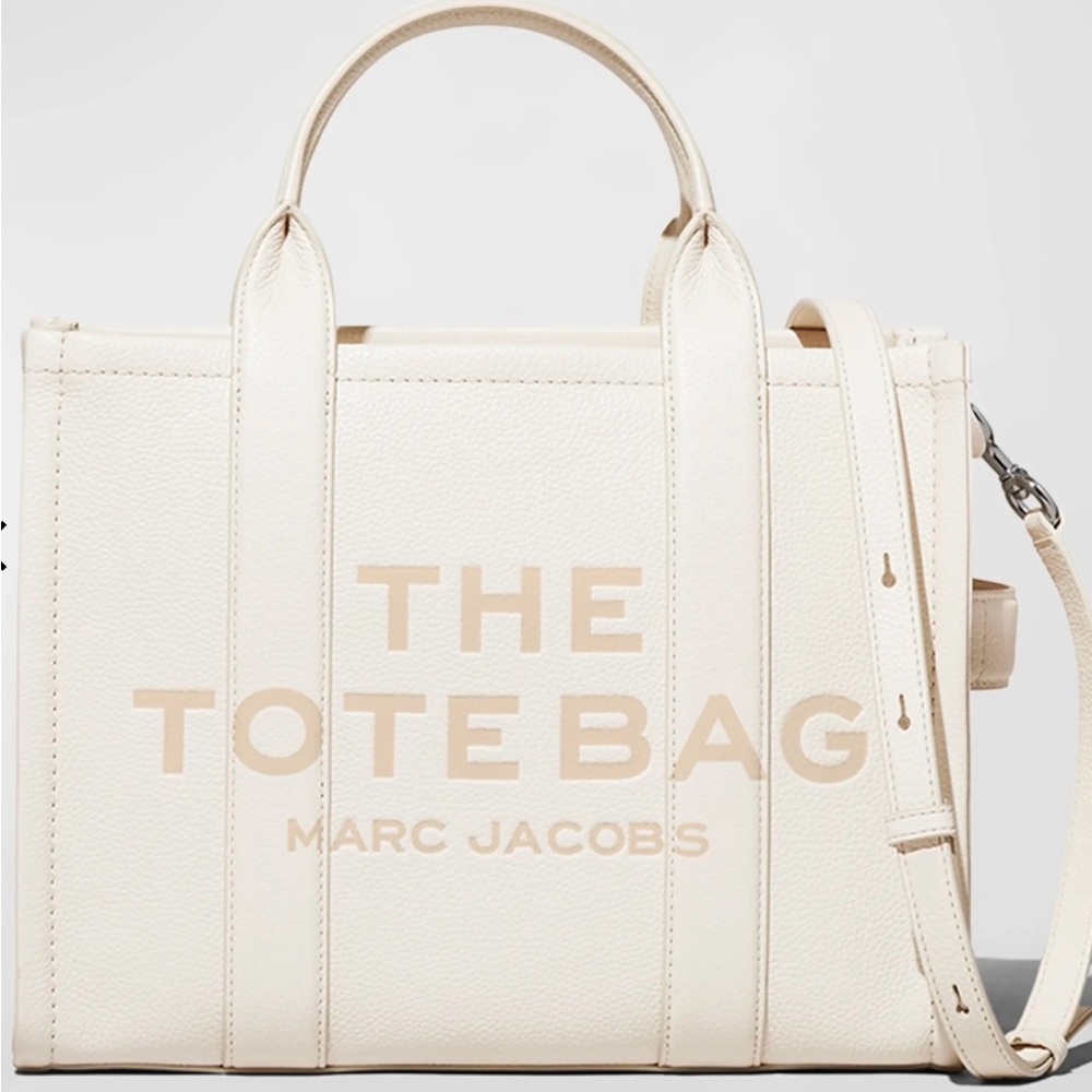 Marc Jacobs The Leather Medium Tote Bag 
Color: Cotton